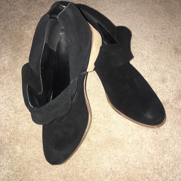 BP Nordstrom Black Suede Ankle Booties, sz 11 - Picture 5 of 6